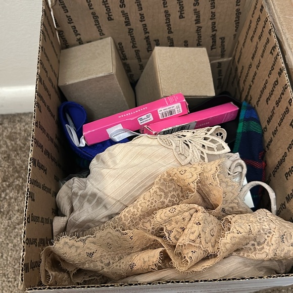 🚨Final Sale🚨Aerie/American Eagle Lot - Picture 1 of 14